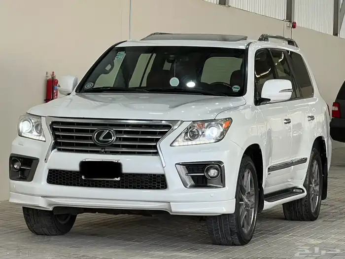 لكزس - LX570 - 2014 - سعودي - فل 1