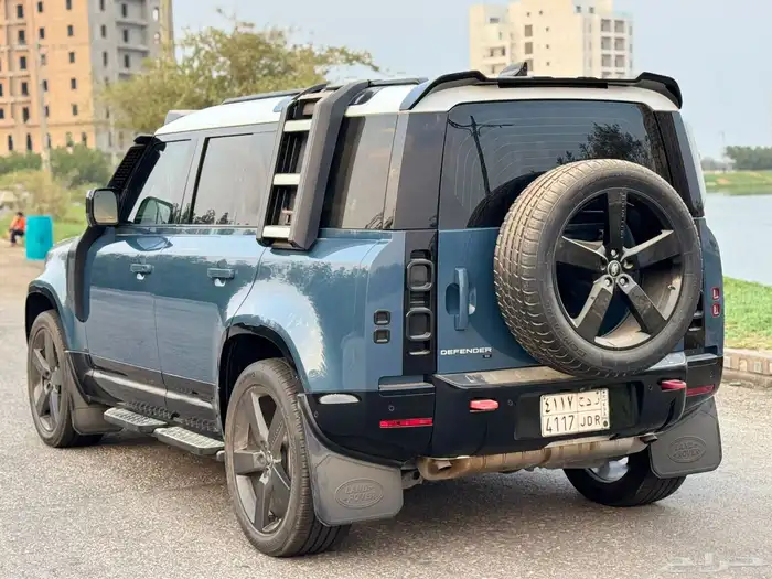 ديفندر P300 2020 الناغي مالك 2 ممشى قليل 21
