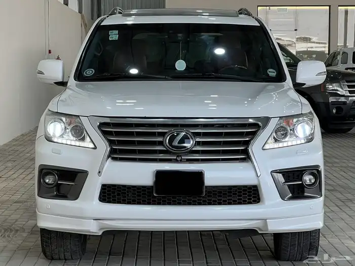 لكزس - LX570 - 2014 - سعودي - فل 10
