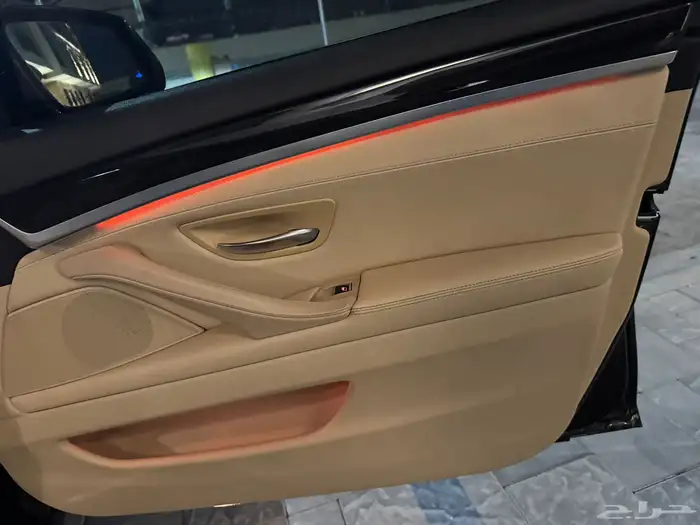 بي ام 520 فل كامل 16
