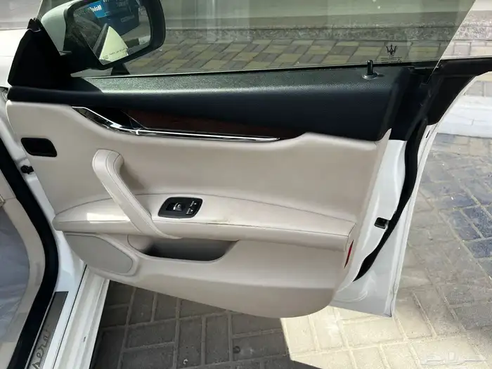 مازاراتي 9