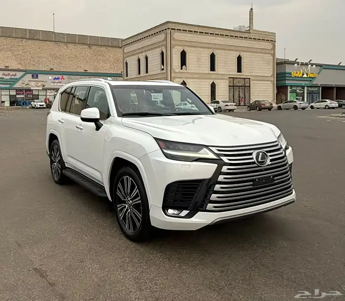 لكزس LX 600 2022 ( BB ) نضيف جدا للبيع 2