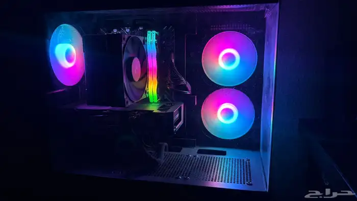 جهاز PC نظيف جدا مع ملحقاته 0