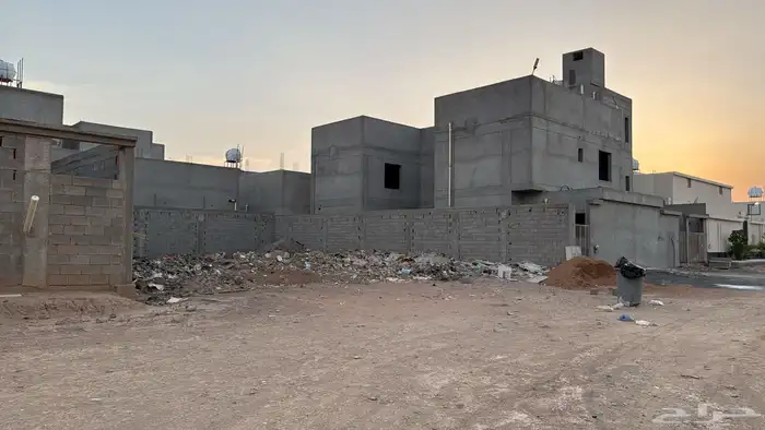 ارض سكنية للبيع في مخطط الشروق وادي البطان في المدينه 3