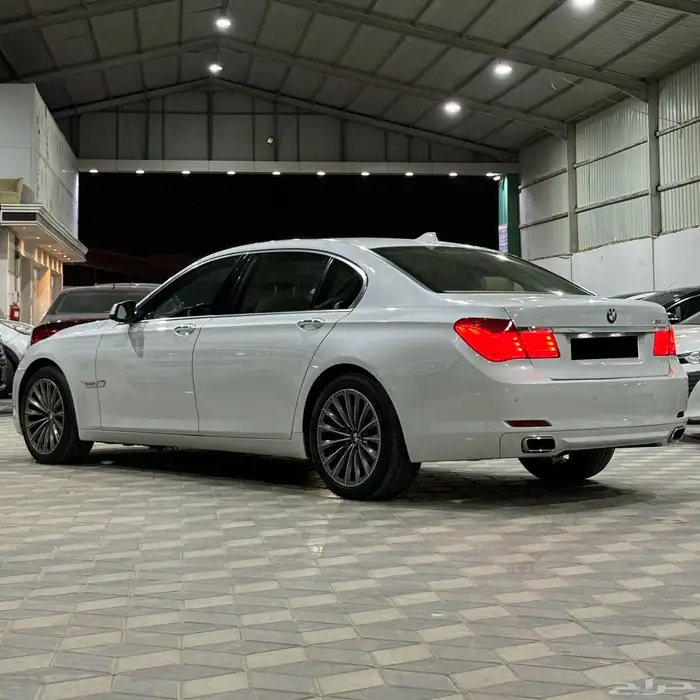 بي ام دبليو BMW LI 730 2012 الفئه السابعه 3
