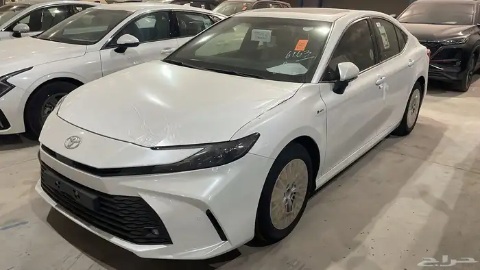 كامري E plus 2025 1