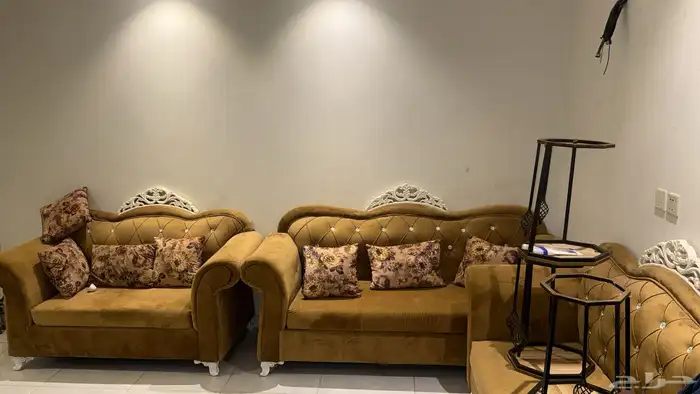 فرن و كنب 5 قطع بحالة ممتازة 1