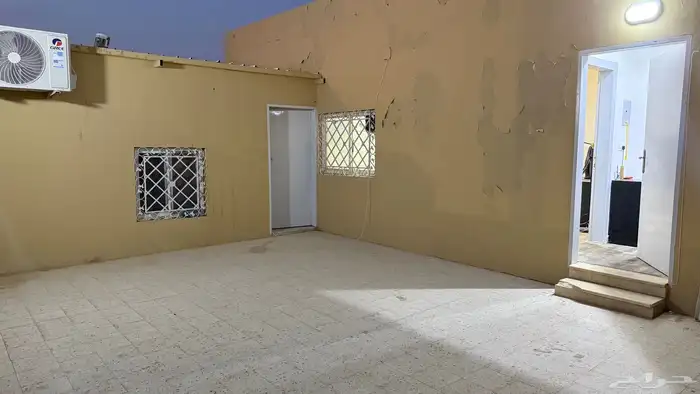 استراحة للايجار (واصلها الياف )في صناعية حوطة سدير 1