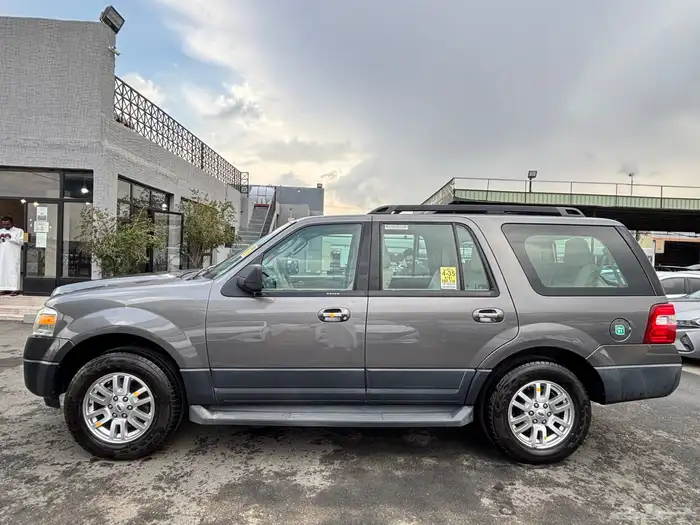 فورد اكسبديشن 2013 3