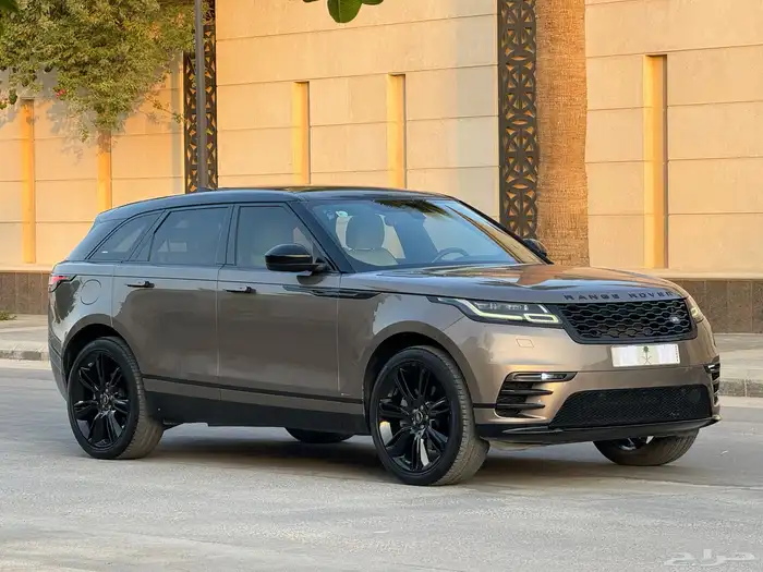 لاند روفر فيلار R DYNAMIC موديل 2019 تحت الضمان 26