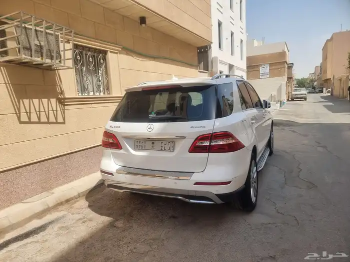 للبيع مرسيدس ML400 نظيفة جدا 9