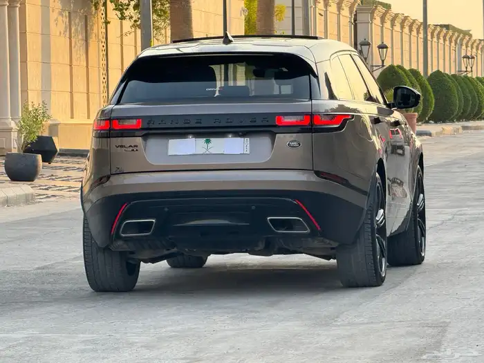 لاند روفر فيلار R DYNAMIC موديل 2019 تحت الضمان 15