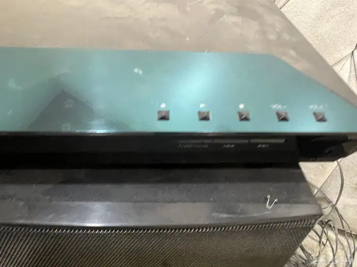 مسرح منزلي للبيع شركة سوني مكون من 5 قطع 10