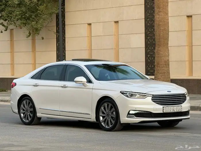 فورد تورس تيتانيوم موديل 2022 تحت الضمان والصيانة المجانية 26