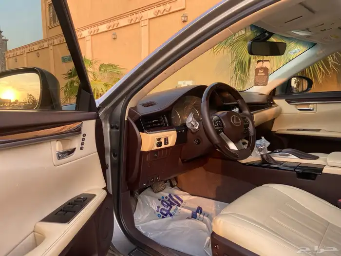 لكزس ES350 2016 سعودي 18