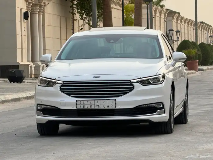 فورد تورس تيتانيوم موديل 2022 تحت الضمان والصيانة المجانية 0