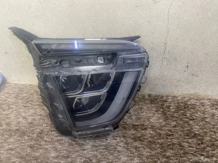 قطع غيار سيارات اصلية بحالة ممتازة 1