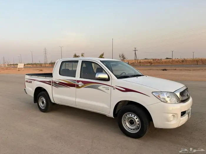هايلوكس عداد 153 الف فقط 3