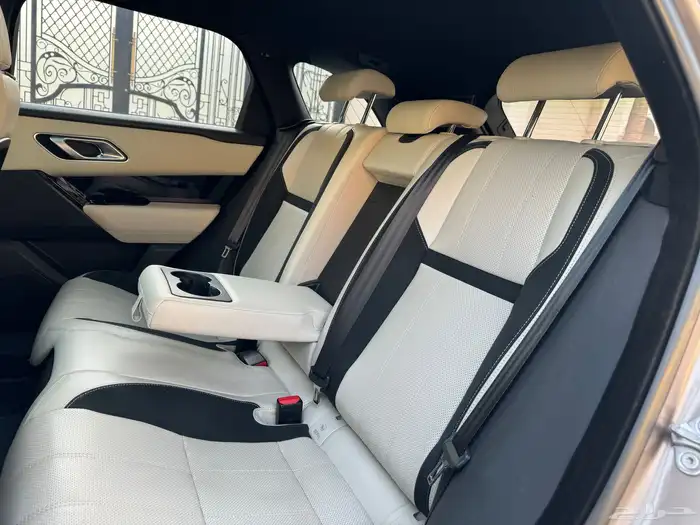 لاند روفر فيلار R DYNAMIC موديل 2019 تحت الضمان 35