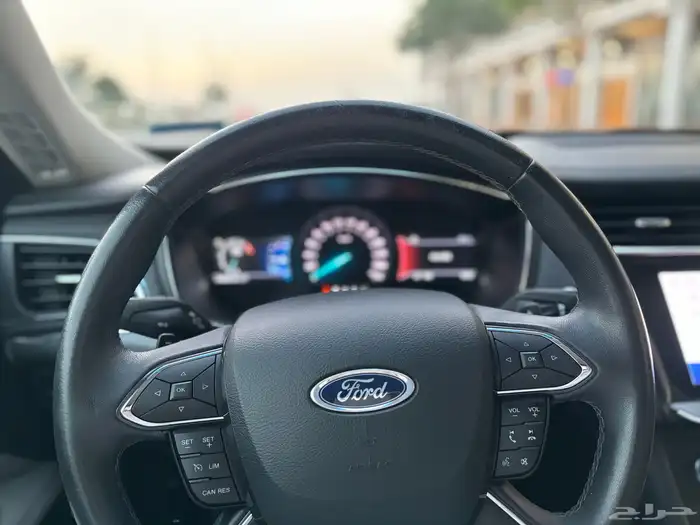 فورد تورس ممشي قليل عداد 60 ألف km 26