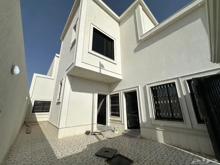 للبيع دبلكسات بمخطط الراجحي شمال حائل 1