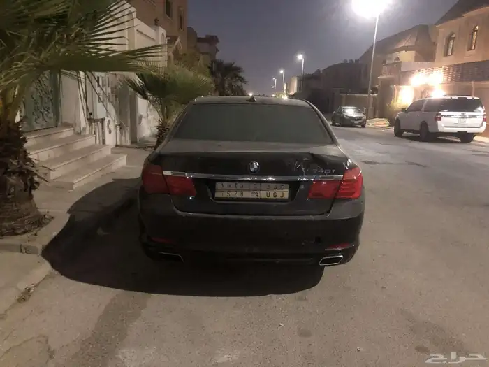 بي ام دبليو 730 1
