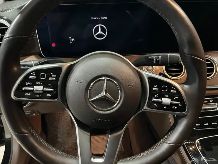 مرسيدس 2020 E300 10