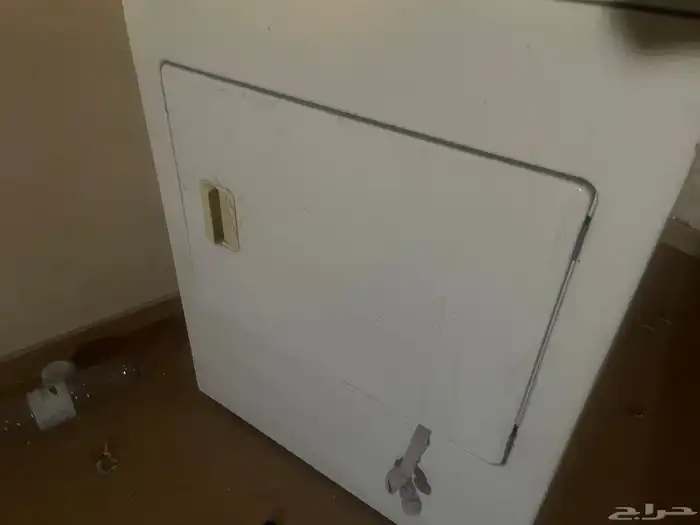 ثلاجة ومجفف ملابس 1