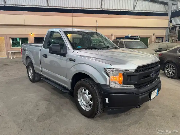للبيع فورد F150 دبل موديل 2018 عداد قليل 5