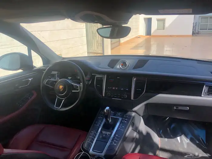 ماكان 2018 GTS نظيف بحالة الوكالة 9