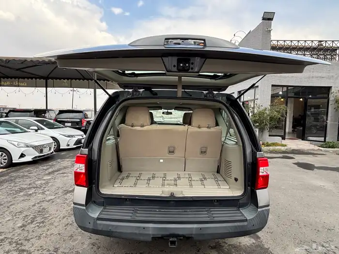 فورد اكسبديشن 2013 17