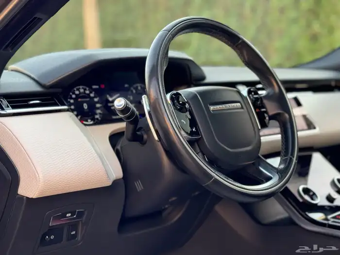 لاند روفر فيلار R DYNAMIC موديل 2019 تحت الضمان 43
