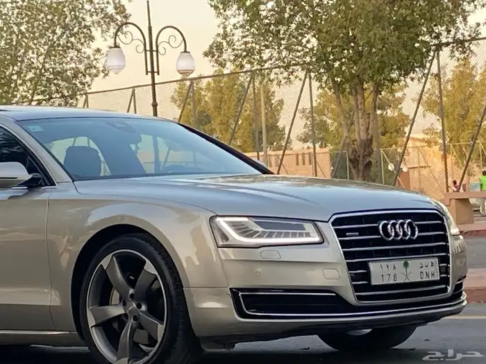 للبيع اودي A8 -2016 (نظيف جدا) 19