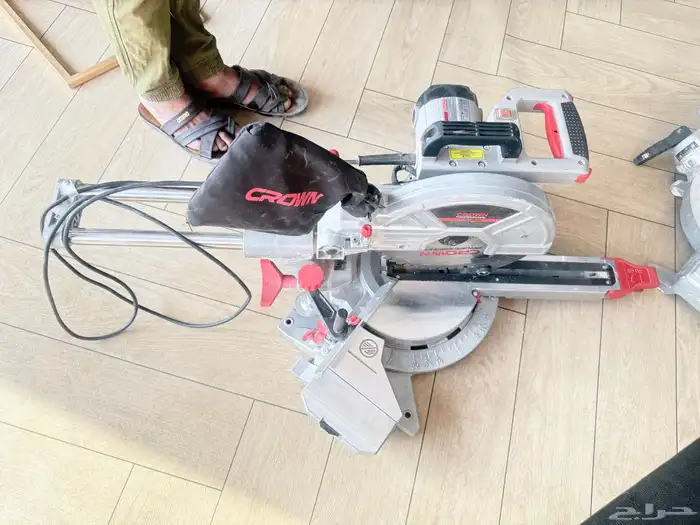 منشار كهربائي لنشر الخشب 0