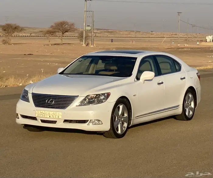 لكزس LS-460 1