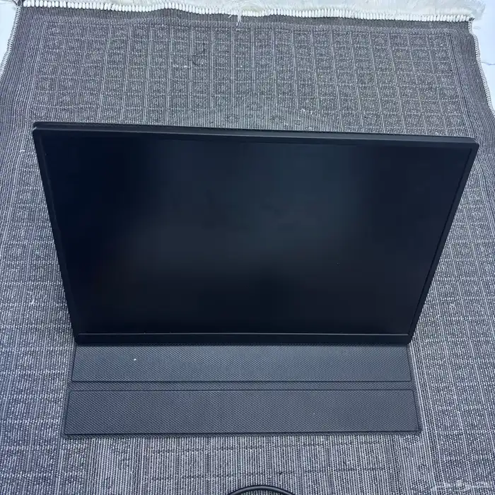 شاشة عرض 1