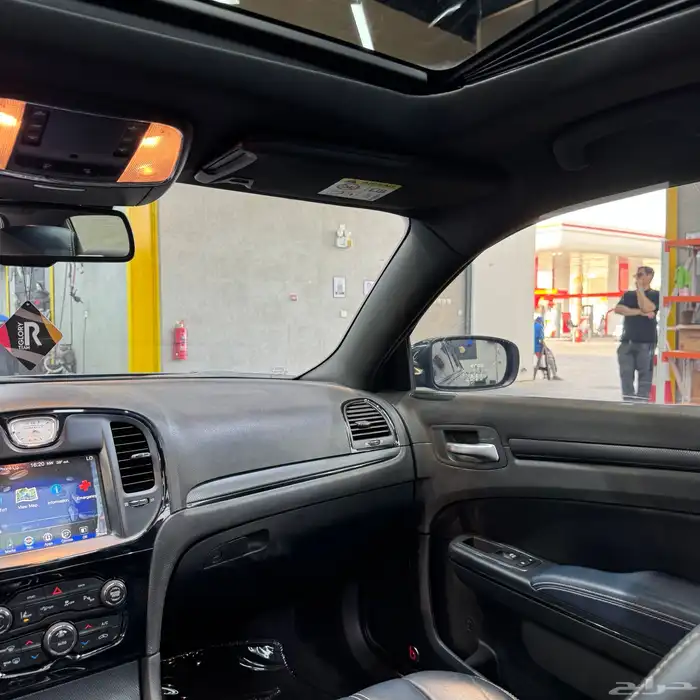 كرايسلر C300 S ممشى قليل 31