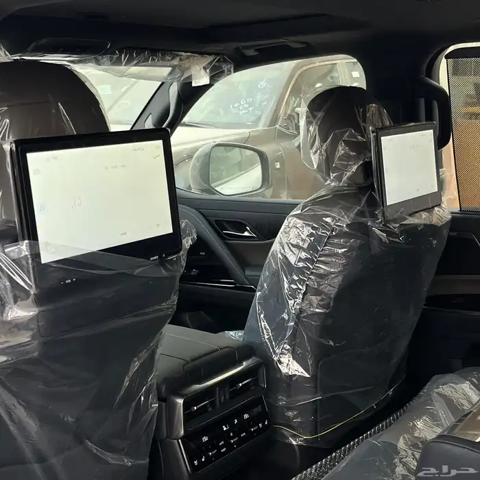 لكزس LX600 ot وكاله 8