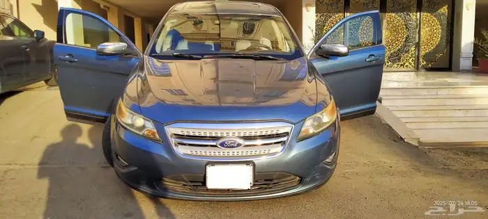 Ford Taurus 2010 Limited   Full Option   Excellent 2