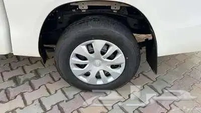 هايلوكس غمارتين 2025 بنزين ( بدون دبل ) قير أتوماتيك بريمي 11