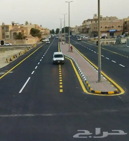 مقاول أسفلت وبردوره وانترلوك ودهانات الطرق 0