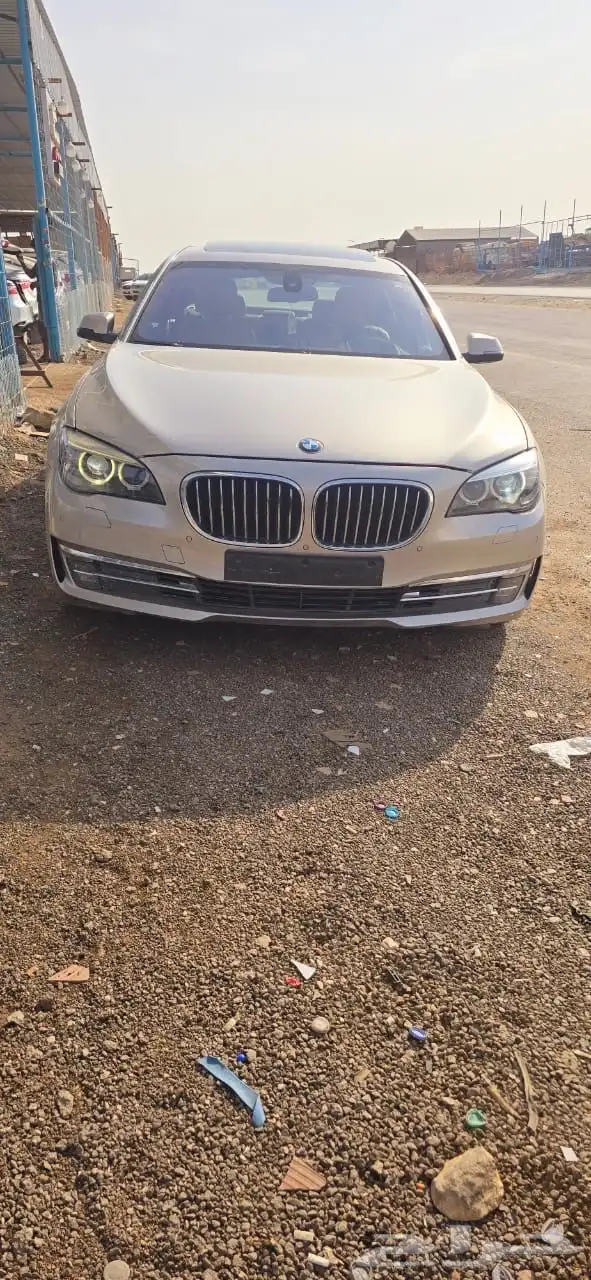 بي ام دبليو حجم 730 مديل 2014 2