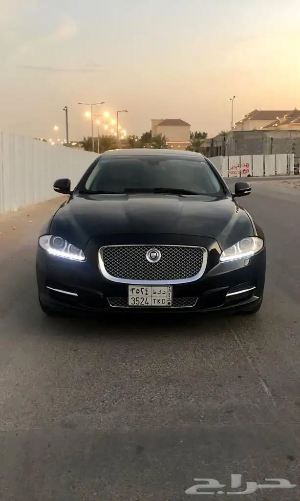جاكوار 2013 Xj ماشي 100 الف بدي وكالة 2