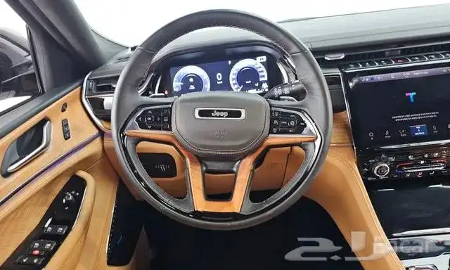 جيب جراند شيروكي ساميت 2023 استيراد كوريا 12