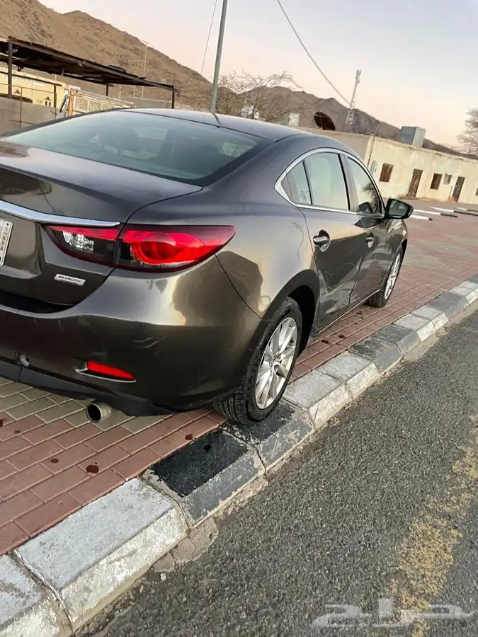 للبيع مازدا 6 1