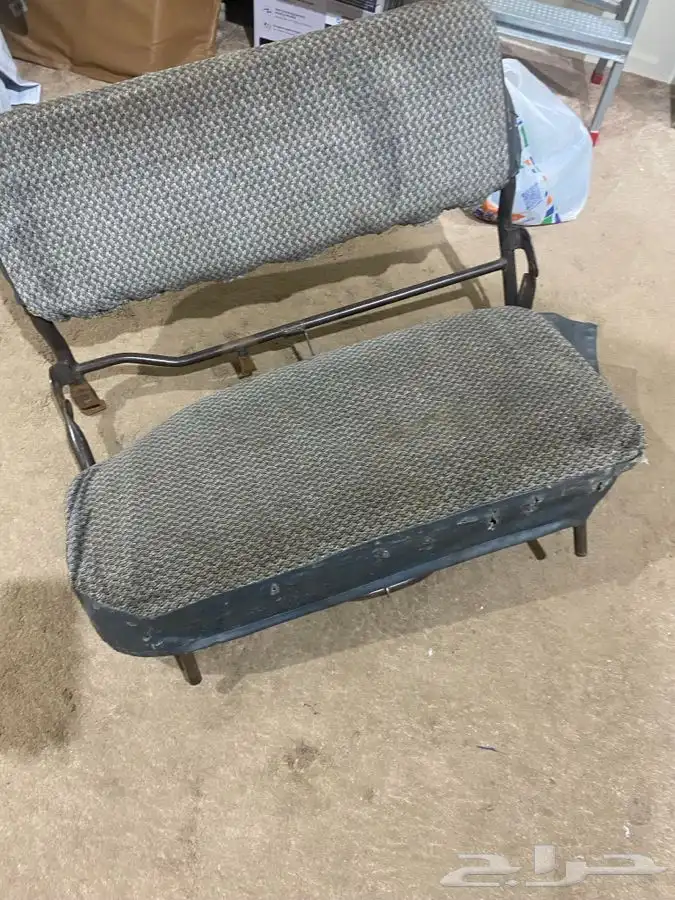 للبيع مراتب باترول خلفيه 1