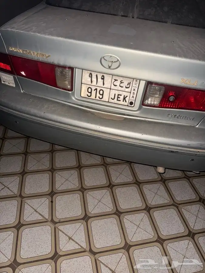 كامري 2002لون تفاحي نضيفه جدا  وتحمل لوحه مميزه 3