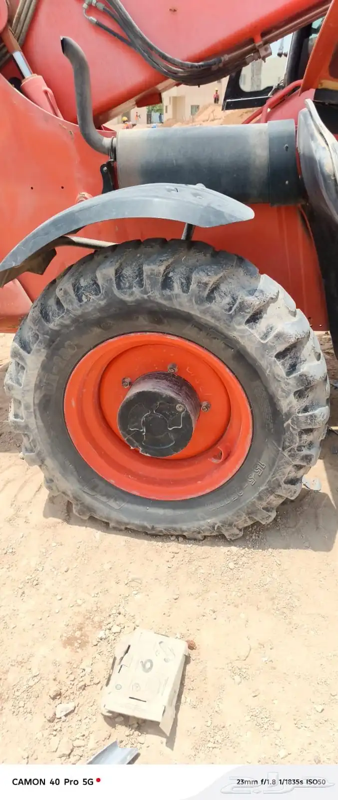 رافعات شوكيه وسيزرلفت ومان لفت وكرينات جي سي بي 12