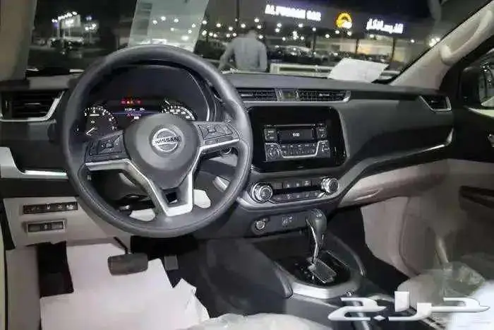 نيسان اكستيرا 11