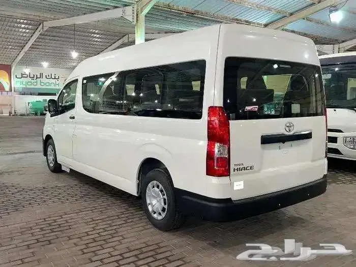 تويوتا هايس 2025   2026 ركاب 13 راكب بنزين 4